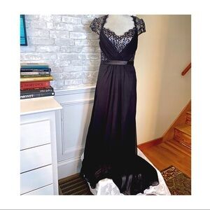 New! BLACK FORMAL DRESS